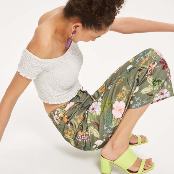 Topshop Tropical Floral High Rise Wide Leg Crop Jeans - Picture 1 of 5